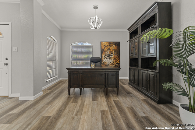 Listing photo id 8 for 14946 Turret Run