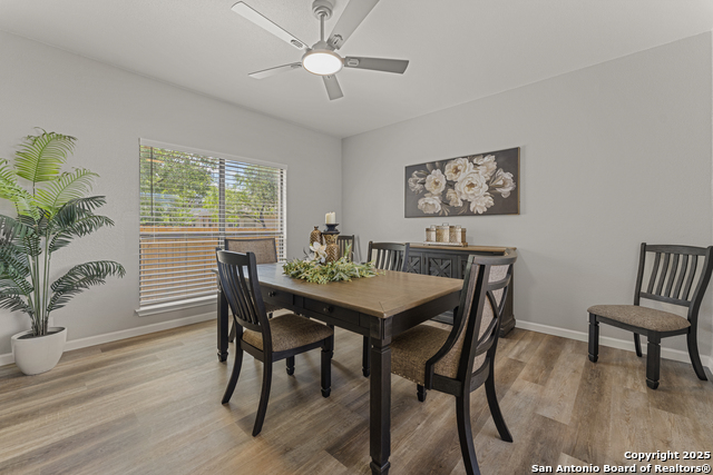Listing photo id 12 for 14946 Turret Run