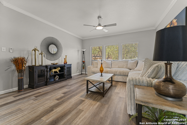 Listing photo id 15 for 14946 Turret Run