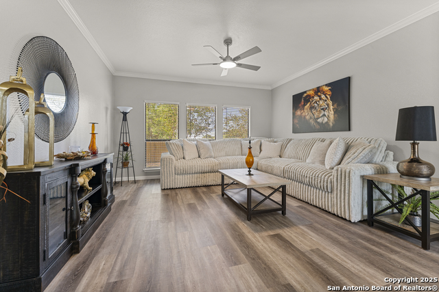 Listing photo id 17 for 14946 Turret Run
