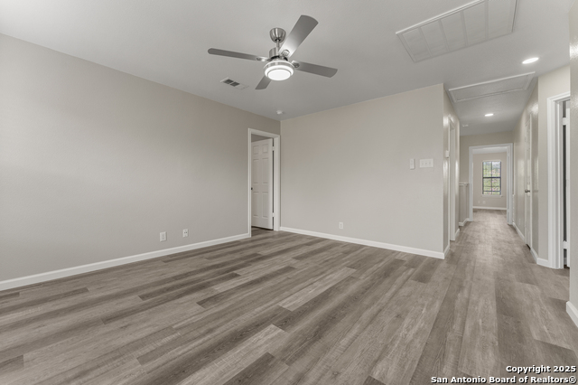 Listing photo id 22 for 14946 Turret Run