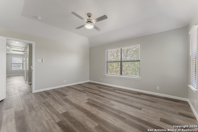 Listing photo id 25 for 14946 Turret Run