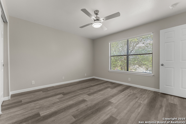 Listing photo id 29 for 14946 Turret Run