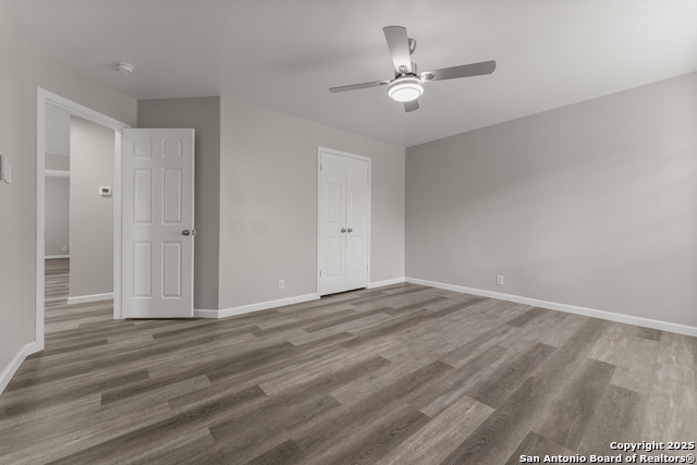 Listing photo id 32 for 14946 Turret Run