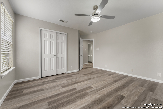 Listing photo id 33 for 14946 Turret Run