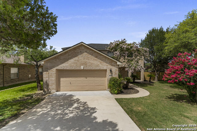 Listing photo id 3 for 14946 Turret Run