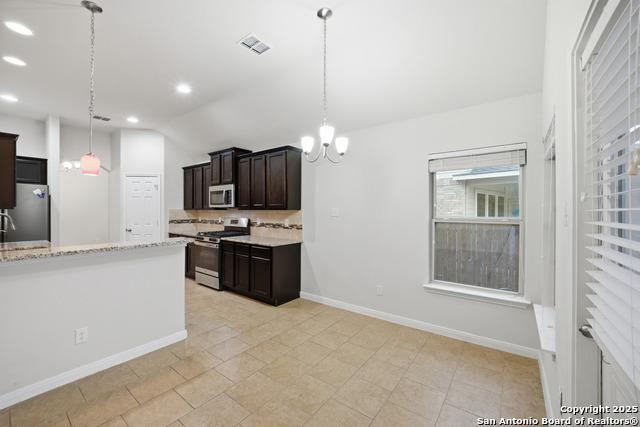 Image 4 of 15 For 8822 Palmetto Park