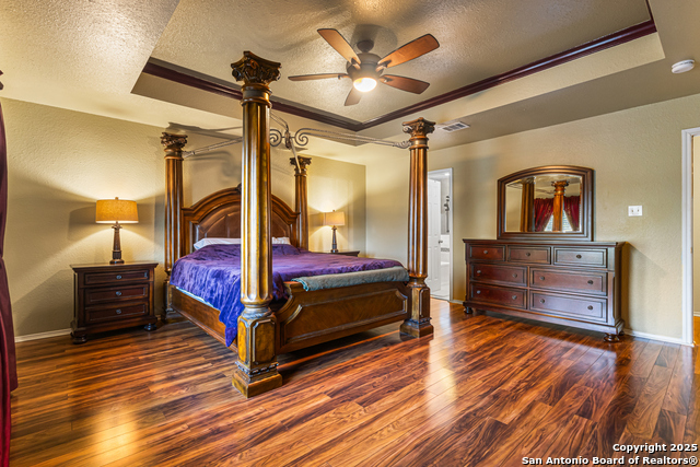 Image 17 of 39 For 12830 Capri  