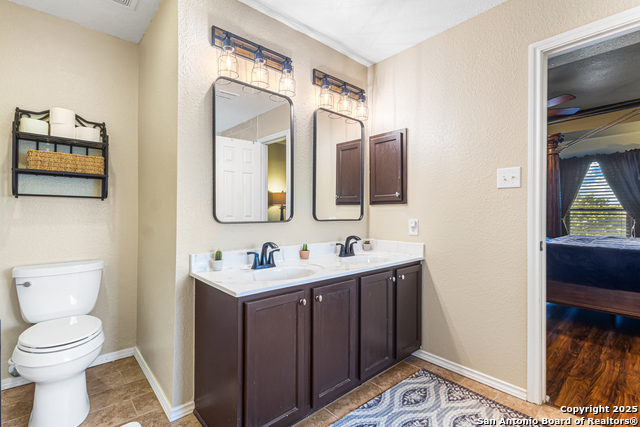 Image 18 of 39 For 12830 Capri  