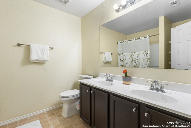 Image 23 of 39 For 12830 Capri  