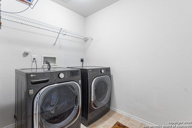 Image 26 of 39 For 12830 Capri  