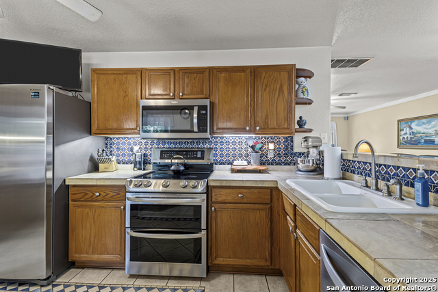 Image 12 of 37 For 8255 April Bnd