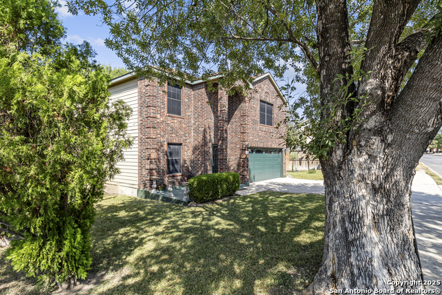 Image 2 of 37 For 8255 April Bnd