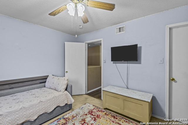 Image 29 of 37 For 8255 April Bnd