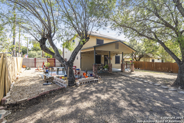 Image 36 of 37 For 8255 April Bnd