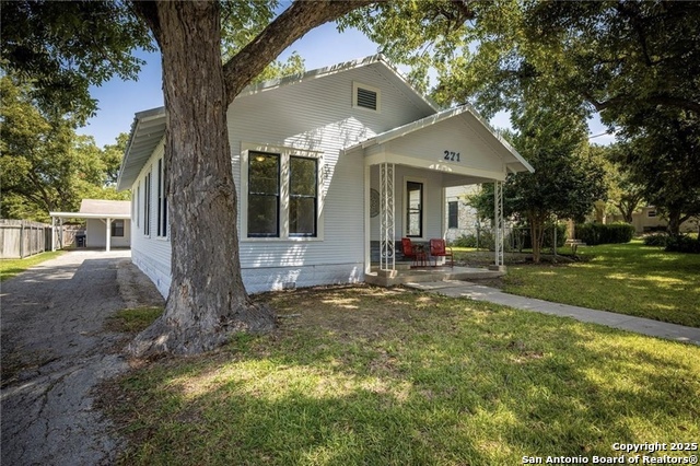 Image 2 of 22 For 271 Willow Avenue S