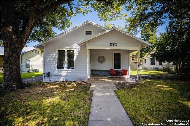 Image 3 of 22 For 271 Willow Avenue S