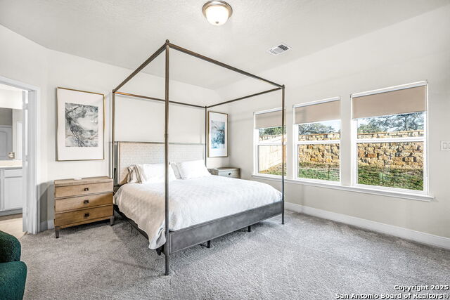 Listing photo id 17 for 2263 Bluewood