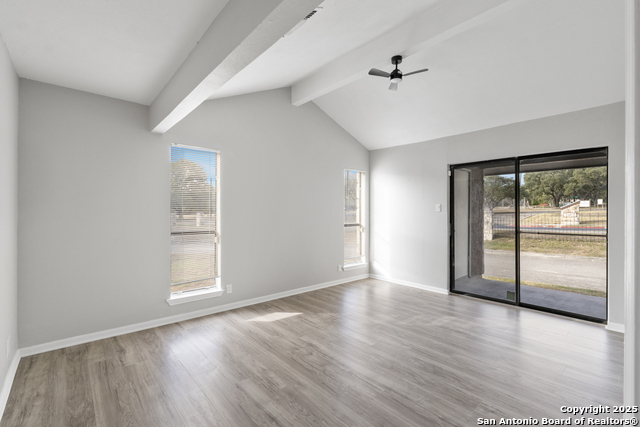 Image 18 of 25 For 401 Thetford