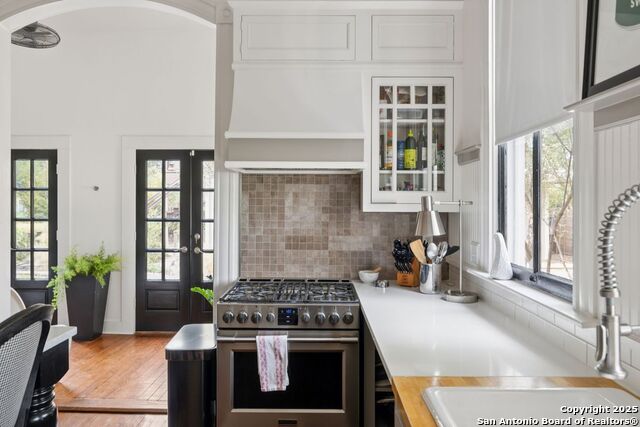 Image 23 of 73 For 227 Claudia St