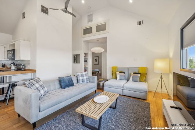 Image 39 of 73 For 227 Claudia St