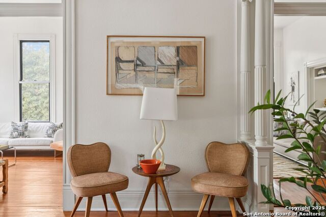 Image 6 of 73 For 227 Claudia St