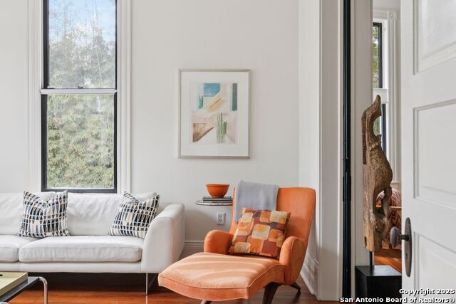 Image 9 of 73 For 227 Claudia St