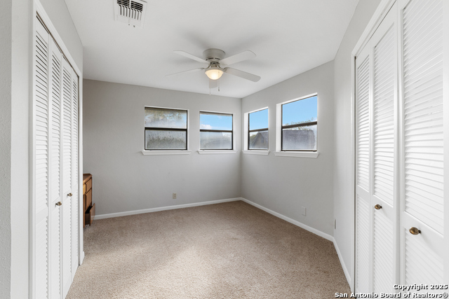 Image 24 of 28 For 402 Thetford