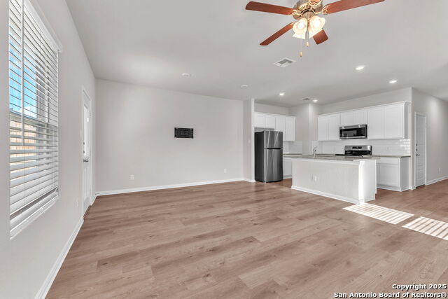 Image 16 of 45 For 3863 Abbott Pass Unit 101