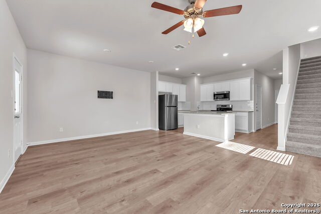 Image 17 of 45 For 3863 Abbott Pass Unit 101