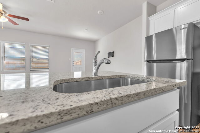 Image 21 of 45 For 3863 Abbott Pass Unit 101