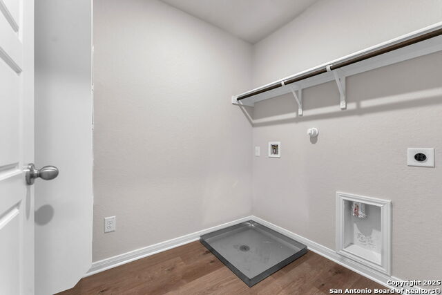 Image 31 of 45 For 3863 Abbott Pass Unit 101