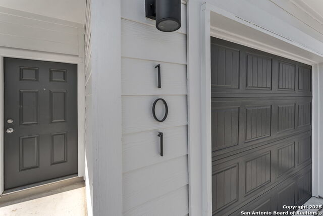 Image 6 of 45 For 3863 Abbott Pass Unit 101