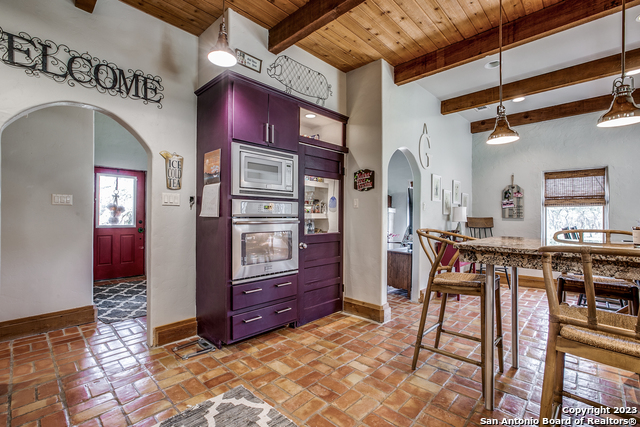 Image 12 of 30 For 22840 Scenic Loop