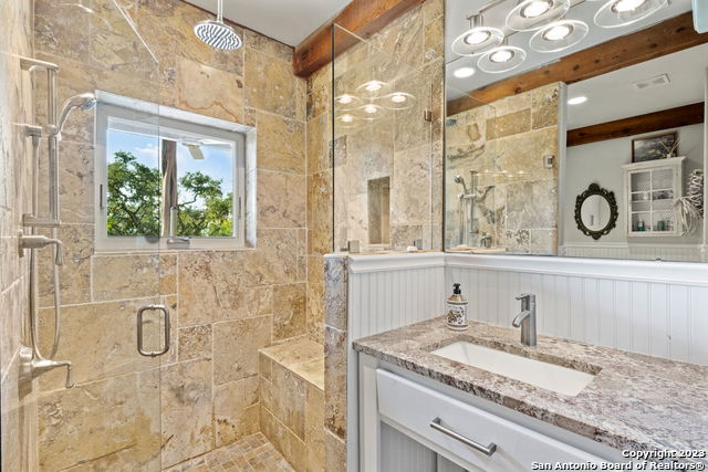 Image 19 of 30 For 22840 Scenic Loop