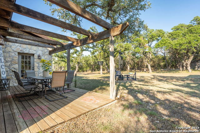 Image 23 of 30 For 22840 Scenic Loop