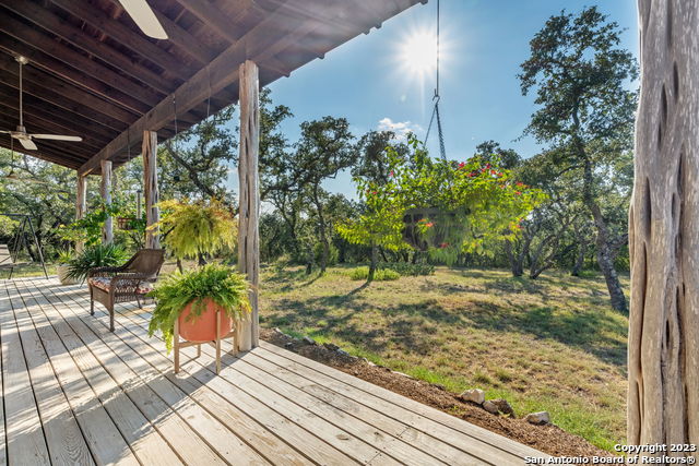 Image 5 of 30 For 22840 Scenic Loop