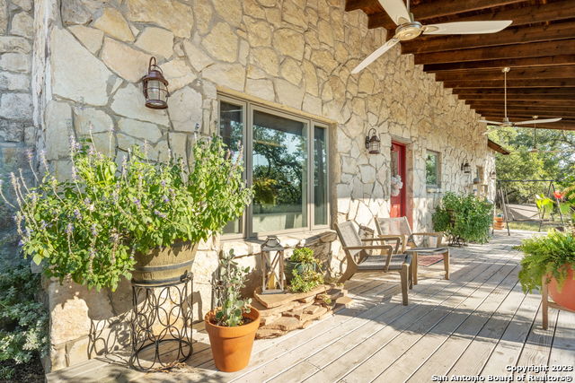 Image 6 of 30 For 22840 Scenic Loop