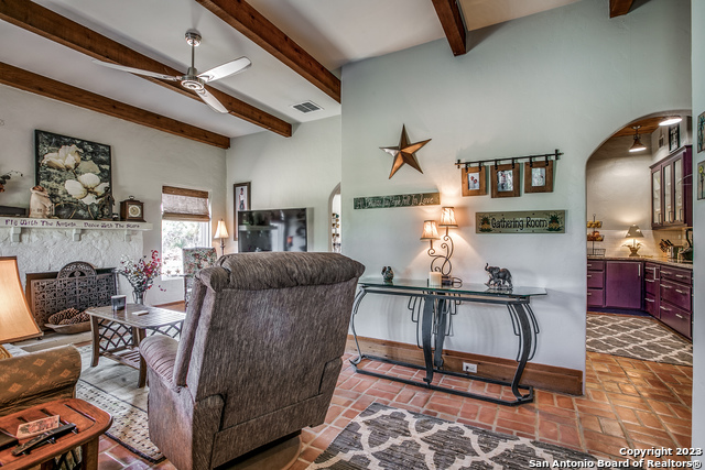 Image 7 of 30 For 22840 Scenic Loop