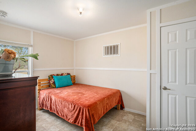 Listing photo id 15 for 545 County Road 741