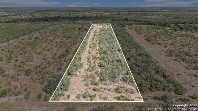 Listing photo id 40 for 545 County Road 741