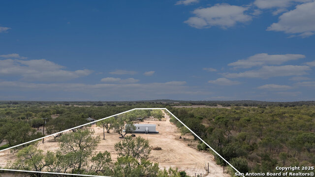 Listing photo id 41 for 545 County Road 741