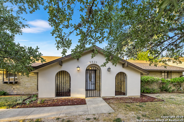 Details for 5523 King Richard St, San Antonio, TX 78229