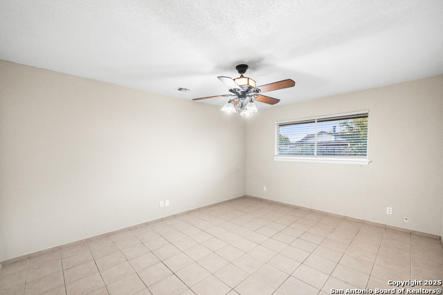 Image 20 of 46 For 5523 King Richard St