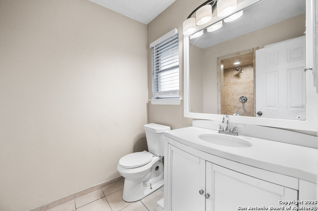 Image 38 of 46 For 5523 King Richard St