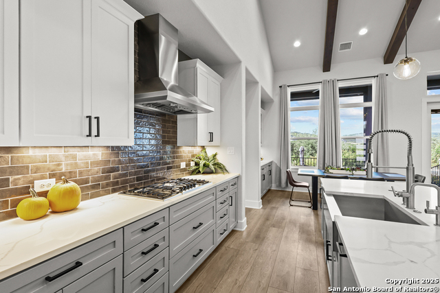 Image 15 of 97 For 1032 Clear Water