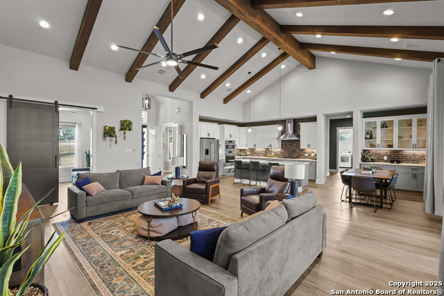 Image 22 of 97 For 1032 Clear Water