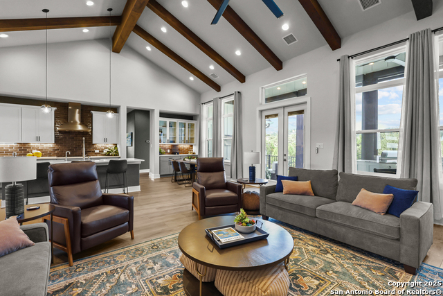 Image 23 of 97 For 1032 Clear Water