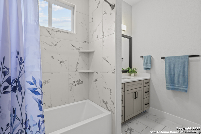 Image 32 of 97 For 1032 Clear Water