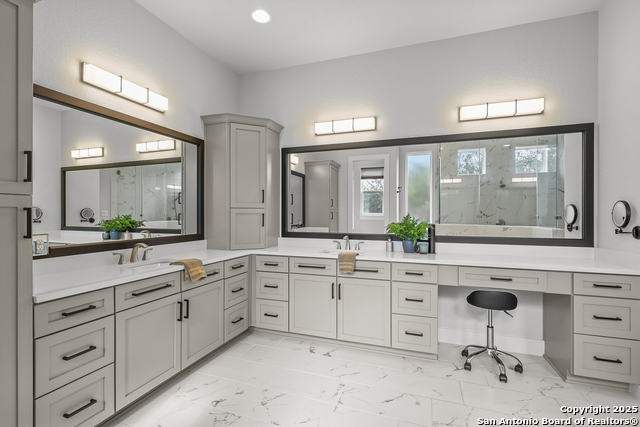 Image 42 of 97 For 1032 Clear Water